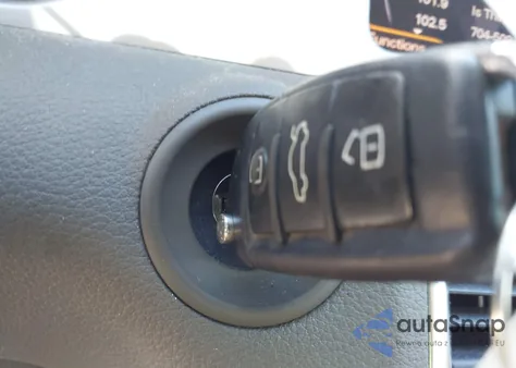 2015 Audi Q7 3.0T S Line Prestige из США, поврежденный, VIN WA1DGAFE7FD019176